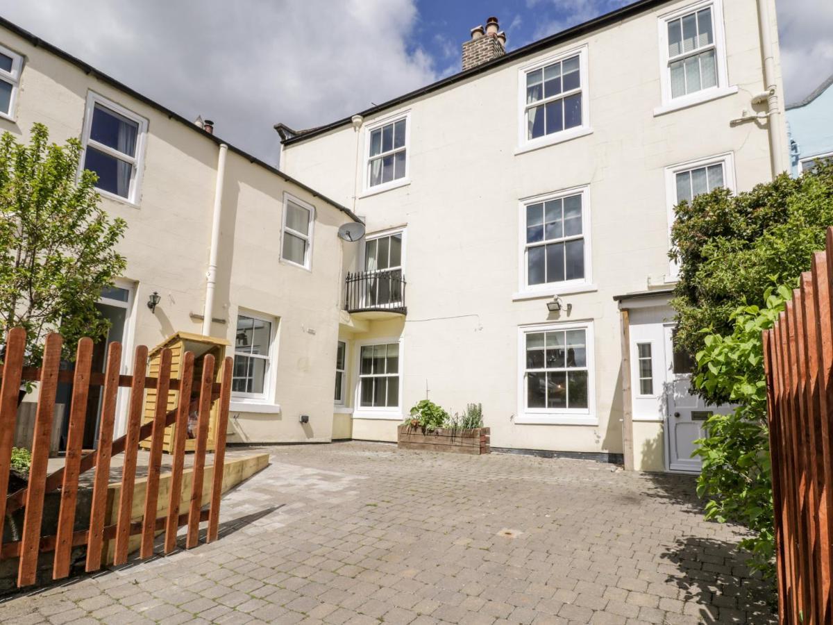 Laurel House Vila Whitby Exterior foto