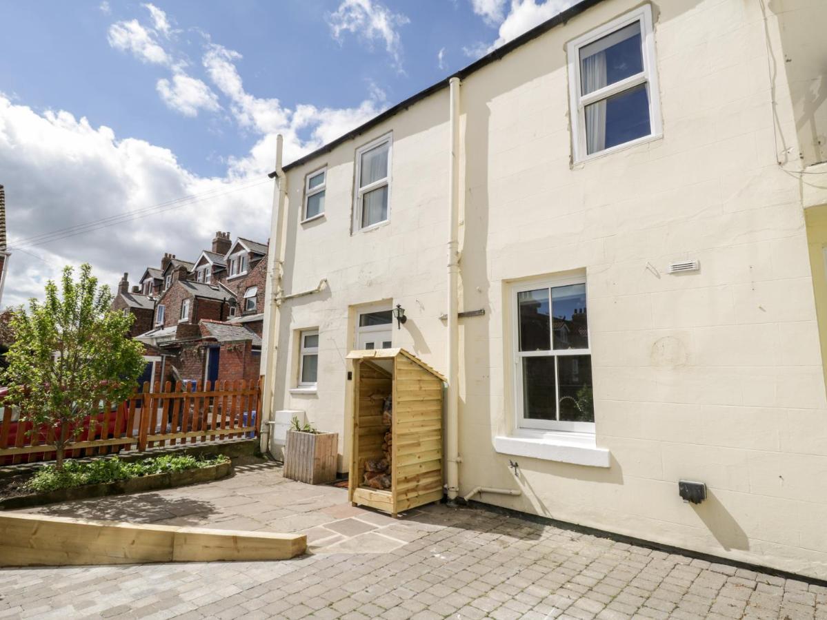 Laurel House Vila Whitby Exterior foto